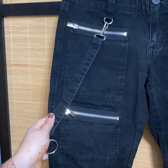 Tripp nyc bondage Capri shorts with chains size 5 - Picture 3 of 10